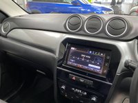 USED 2017 67 SUZUKI VITARA 1.6 SZ-T SUV 5dr Petrol Auto Euro 6 (s/s) (120 ps) COSMIC BLACK PEARL / BLACK CLOTH TRIM / AUTOMATIC / ONLY 47825 MILES FROM NEW / TOUCHSCREEN APPLE CARPLAY & ANDROID AUTO / REVERSING CAMERA / BLUETOOTH / USB / CRUISE CONTROL / CLIMATE CONTROL