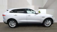 USED 2019 19 JAGUAR F-PACE 2.0 D180 Portfolio SUV 5dr Diesel Auto AWD Euro 6 (s/s) (180 ps) RHODIUM SILVER METALLIC PAINTWORK + SUNROOF + MERIDIAN + APPLE CARPLAY