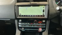 USED 2019 19 JAGUAR F-PACE 2.0 D180 Portfolio SUV 5dr Diesel Auto AWD Euro 6 (s/s) (180 ps) RHODIUM SILVER METALLIC PAINTWORK + SUNROOF + MERIDIAN + APPLE CARPLAY