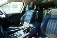 USED 2019 19 JAGUAR F-PACE 2.0 D180 Portfolio SUV 5dr Diesel Auto AWD Euro 6 (s/s) (180 ps) RHODIUM SILVER METALLIC PAINTWORK + SUNROOF + MERIDIAN + APPLE CARPLAY