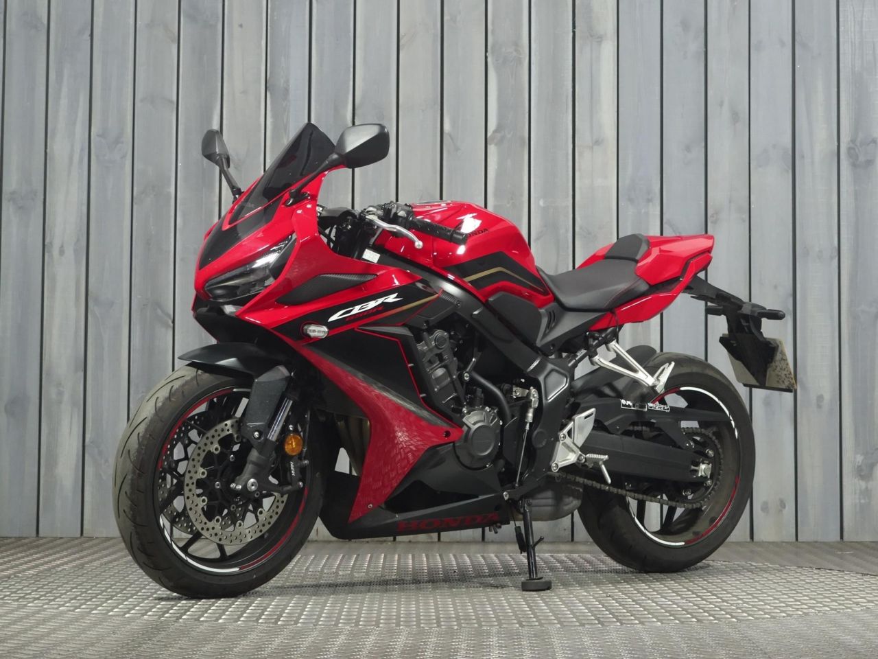 HONDA CBR650R
