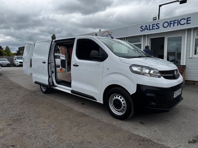 View our VAUXHALL VIVARO