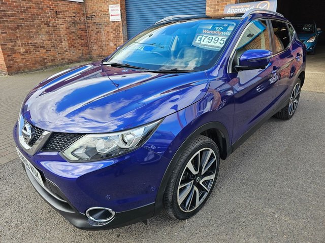 View our NISSAN QASHQAI