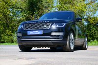 USED 2019 69 LAND ROVER RANGE ROVER 3.0 SD V6 Autobiography SUV 5dr Diesel Auto 4WD Euro 6 (s/s) (275 ps) SANTORINI BLACK METALLIC PAINTWORK + GREAT SPEC!! MASSAGE + 360 CAMERA