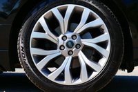 USED 2019 69 LAND ROVER RANGE ROVER 3.0 SD V6 Autobiography SUV 5dr Diesel Auto 4WD Euro 6 (s/s) (275 ps) SANTORINI BLACK METALLIC PAINTWORK + GREAT SPEC!! MASSAGE + 360 CAMERA