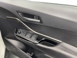 USED 2019 68 TOYOTA C-HR 1.8 VVT-h Dynamic SUV 5dr Petrol Hybrid CVT Euro 6 (s/s) (122 ps) MAIN DEALER HISTORY + SAT NAV