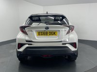 USED 2019 68 TOYOTA C-HR 1.8 VVT-h Dynamic SUV 5dr Petrol Hybrid CVT Euro 6 (s/s) (122 ps) MAIN DEALER HISTORY + SAT NAV