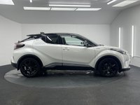 USED 2019 68 TOYOTA C-HR 1.8 VVT-h Dynamic SUV 5dr Petrol Hybrid CVT Euro 6 (s/s) (122 ps) MAIN DEALER HISTORY + SAT NAV