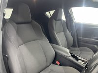 USED 2019 68 TOYOTA C-HR 1.8 VVT-h Dynamic SUV 5dr Petrol Hybrid CVT Euro 6 (s/s) (122 ps) MAIN DEALER HISTORY + SAT NAV