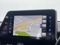 USED 2019 68 TOYOTA C-HR 1.8 VVT-h Dynamic SUV 5dr Petrol Hybrid CVT Euro 6 (s/s) (122 ps) MAIN DEALER HISTORY + SAT NAV