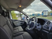 USED 2015 15 RENAULT TRAFIC S127 SWB 1.6 DIESEL NO VAT 