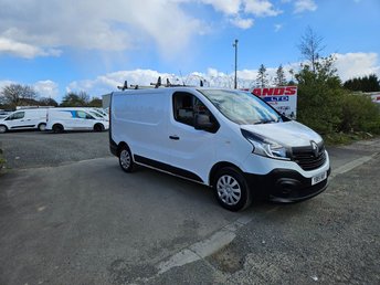 2015 RENAULT TRAFIC