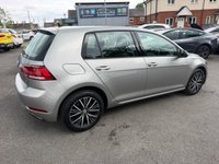 USED 2017 67 VOLKSWAGEN GOLF 1.4 TSI SE Hatchback 5dr Petrol Manual Euro 6 (s/s) (125 ps) 