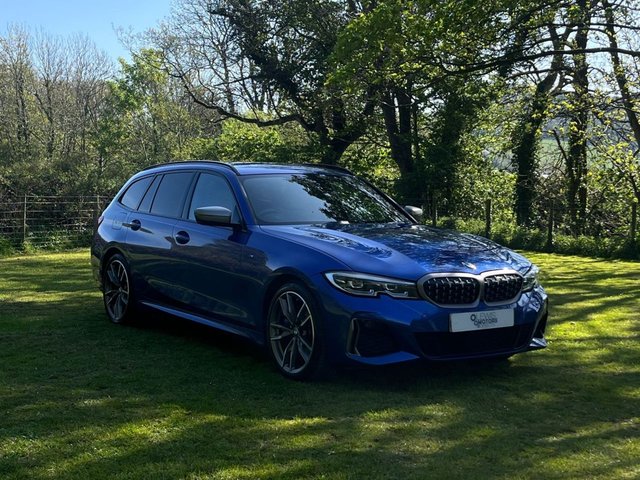 View our BMW 3 SERIES