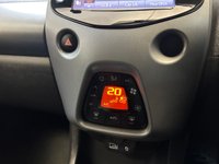 USED 2020 20 TOYOTA AYGO 1.0 VVT-i x-trend Hatchback 5dr Petrol Manual Euro 6 (71 ps) Rear View Camera & Apple Carplay