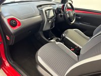 USED 2020 20 TOYOTA AYGO 1.0 VVT-i x-trend Hatchback 5dr Petrol Manual Euro 6 (71 ps) Rear View Camera & Apple Carplay
