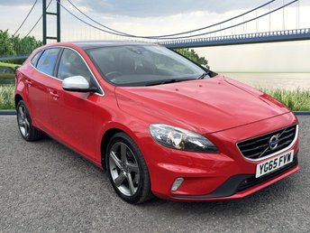 2015 VOLVO V40