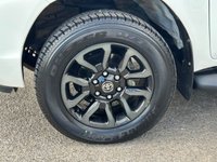 USED 2023 73 TOYOTA HI-LUX 2.4 D-4D Icon Pickup Double Cab 4dr Diesel Auto 4WD Euro 6 (s/s) (150 ps) 