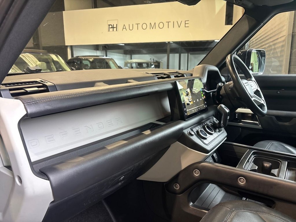 USED 2023 23 LAND ROVER DEFENDER 3.0 D250 MHEV X-Dynamic HSE SUV 5dr Diesel Auto 4WD Euro 6 (s/s) (250 ps) MERIDIAN SURROUND|11.4" SCREEN