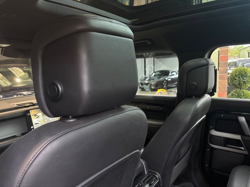 USED 2023 23 LAND ROVER DEFENDER 3.0 D250 MHEV X-Dynamic HSE SUV 5dr Diesel Auto 4WD Euro 6 (s/s) (250 ps) MERIDIAN SURROUND|11.4" SCREEN