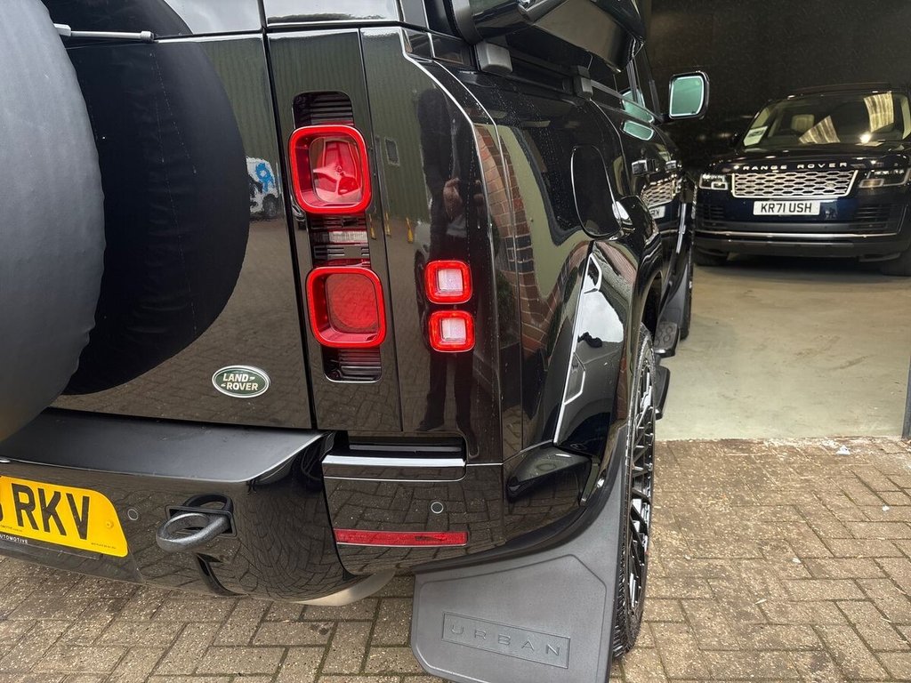 USED 2023 23 LAND ROVER DEFENDER 3.0 D250 MHEV X-Dynamic HSE SUV 5dr Diesel Auto 4WD Euro 6 (s/s) (250 ps) MERIDIAN SURROUND|11.4" SCREEN