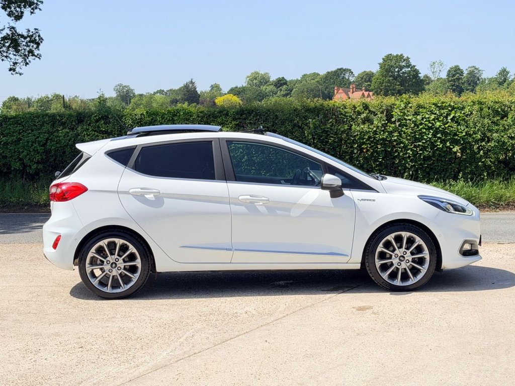 USED 2018 68 FORD FIESTA 1.0T EcoBoost GPF Vignale Hatchback 5dr Petrol Manual Euro 6 (s/s) (140 ps) P.Roof|Camera|Cruise|H.Seats|R.F Sensors|Apple CarPlay/Android Auto|