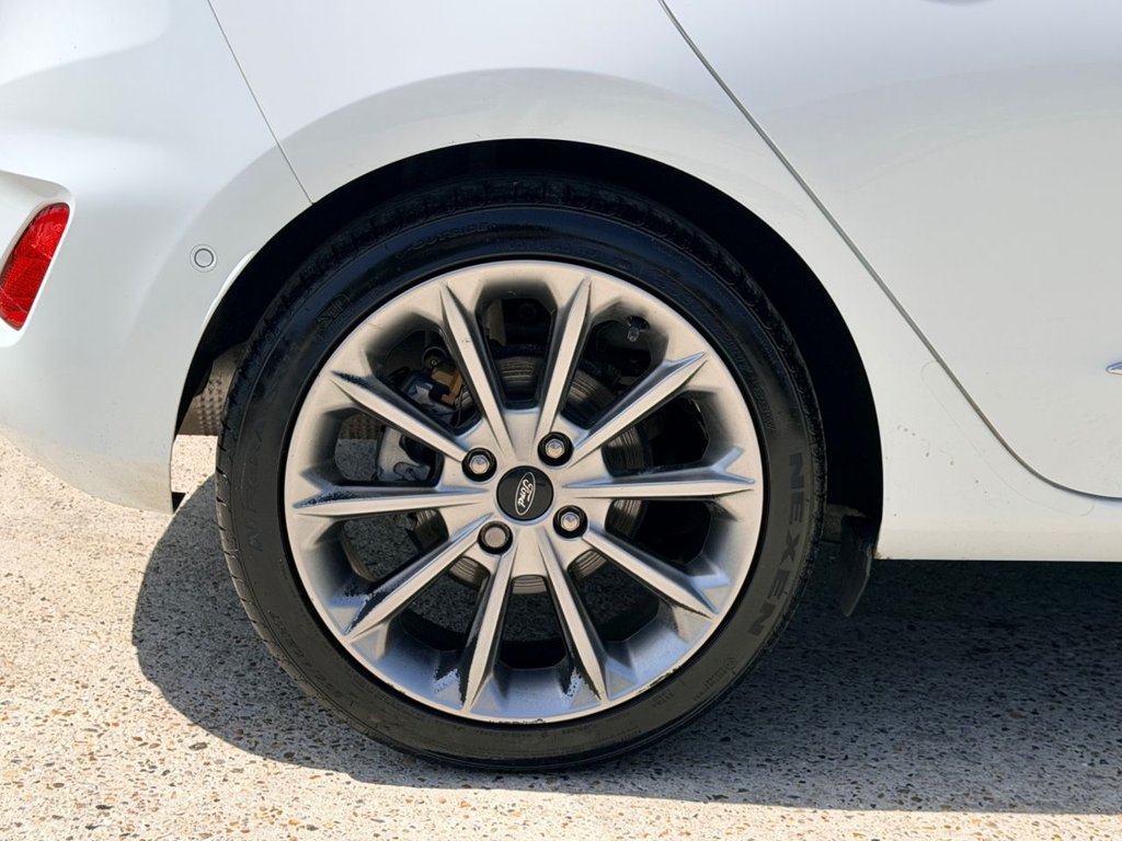 USED 2018 68 FORD FIESTA 1.0T EcoBoost GPF Vignale Hatchback 5dr Petrol Manual Euro 6 (s/s) (140 ps) P.Roof|Camera|Cruise|H.Seats|R.F Sensors|Apple CarPlay/Android Auto|