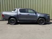 USED 2025 25 TOYOTA HI-LUX 2.8 D-4D-h Invincible X Pickup 4dr Diesel Hybrid Auto 4WD Euro 6 (204 ps) Alpha sports back, Lower nudge bar