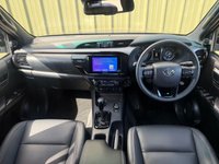 USED 2025 25 TOYOTA HI-LUX 2.8 D-4D-h Invincible X Pickup 4dr Diesel Hybrid Auto 4WD Euro 6 (204 ps) Alpha sports back, Lower nudge bar