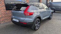 USED 2022 22 VOLVO XC40 1.5 T3 R-Design SUV 5dr Petrol Auto Euro 6 (s/s) (163 ps) *** POWER TAILGATE - SAT NAV - CRUISE CONTROL ***