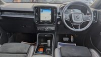 USED 2022 22 VOLVO XC40 1.5 T3 R-Design SUV 5dr Petrol Auto Euro 6 (s/s) (163 ps) *** POWER TAILGATE - SAT NAV - CRUISE CONTROL ***