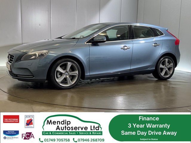 View our VOLVO V40