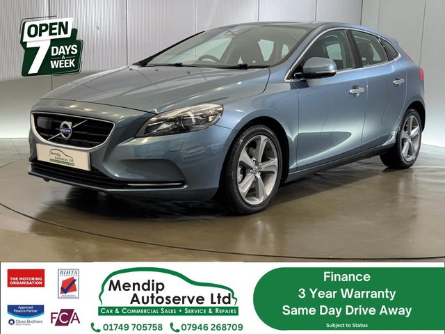 View our VOLVO V40