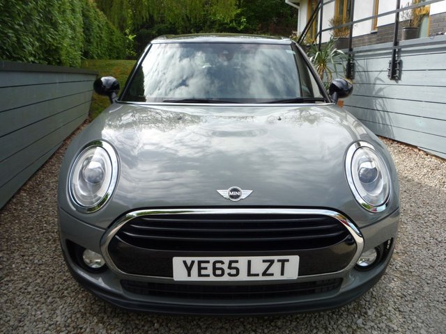 View our MINI CLUBMAN