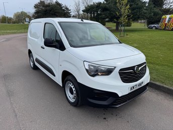 2022 VAUXHALL COMBO 1.5 Turbo D 2000 Dynamic L1 H1 Euro 6 4dr &pound;8450.00