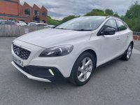 USED 2014 64 VOLVO V40 CROSS COUNTRY 1.6 D2 Lux Hatchback 5dr Diesel Powershift Euro 5 (s/s) (115 ps) 