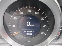 USED 2014 64 VOLVO V40 CROSS COUNTRY 1.6 D2 Lux Hatchback 5dr Diesel Powershift Euro 5 (s/s) (115 ps) 