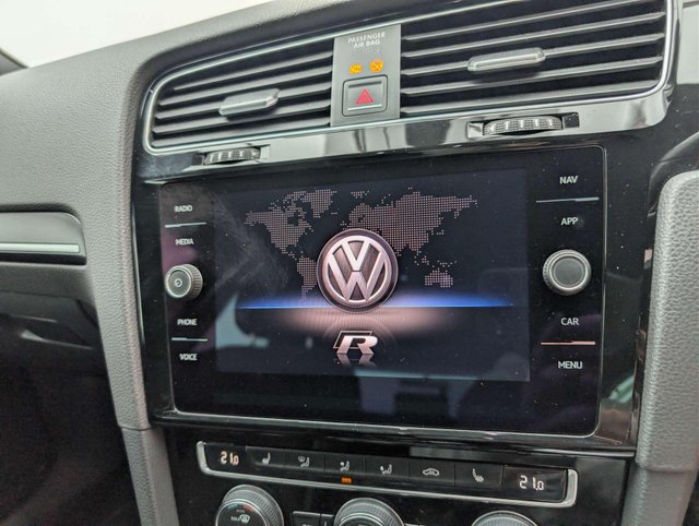 USED 2017 17 VOLKSWAGEN GOLF 2.0 Golf R TSi 4WD 3dr CLICK & COLLECT/ HOME DELIVERY