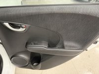 USED 2015 64 HONDA JAZZ 1.4 i-VTEC ES Plus Hatchback 5dr Petrol CVT Euro 5 (99 ps) 