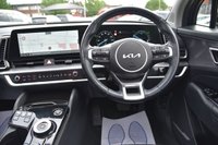 USED 2023 23 KIA SPORTAGE 1.6 h T-GDi 4 SUV 5dr Petrol Hybrid Auto Euro 6 (s/s) (226 bhp) 1 Owner from New | Full Dealer Service History | VAT Qualifying | Panoramic Glass Roof | 2 Keys | Satellite Navigation | Park Assist | Leather/Alcantara Upholstry | Premium Paint | Privacy Glass | Climate Control | 12 Month MOT Included