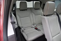 USED 2017 D LAND ROVER DISCOVERY 2.0 SD4 HSE SUV 5dr Diesel Auto 4WD Euro 6 (s/s) (240 ps) 1 Former Keeper | Full Service History | Electric Panoramic Sunroof | Full White Leather Upholstry | 7 Seater | Park Assist | 20" Alloy Wheels | Satellite Navigation | Climate Control | 2 Keys | MOT Valid (10/01/2027)