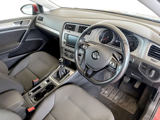View our VOLKSWAGEN GOLF