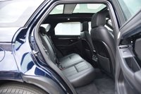 USED 2023 23 LAND ROVER RANGE ROVER EVOQUE 1.5 P300e 12.2kWh Autobiography SUV 5dr Petrol Plug-in Hybrid Auto 4WD Euro 6 (s/s) (309 ps) 1 Owner from New | Electric Panoramic Sunroof | VAT Qualifying | Hybrid Petrol | Full Black Leather Upholstry | Full History | 2 Keys | Reversing Camera | 20" Alloy Wheels | Satellite Navigation | Climate Control | Metallic Paint | MOT Valid (01/03/2027)