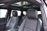 USED 2023 23 LAND ROVER RANGE ROVER EVOQUE 1.5 P300e 12.2kWh Autobiography SUV 5dr Petrol Plug-in Hybrid Auto 4WD Euro 6 (s/s) (309 ps) 1 Owner from New | Electric Panoramic Sunroof | VAT Qualifying | Hybrid Petrol | Full Black Leather Upholstry | Full History | 2 Keys | Reversing Camera | 20" Alloy Wheels | Satellite Navigation | Climate Control | Metallic Paint | MOT Valid (01/03/2027)