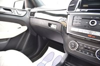 USED 2017 F MERCEDES-BENZ GLS 3.0 GLS350d V6 designo Line SUV 5dr Diesel G-Tronic 4MATIC Euro 6 (s/s) (258 ps) Electric Panoramic Sunroof | 2 Keys | Satellite Navigation | 7 Seater | 21" Alloy Wheels | Privacy Glass | Full White Leather Upholstry | 2 Keys | Full Service History | Privacy Glass | ULEZ Free | MOT Valid (28/09/2026)