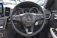 USED 2017 F MERCEDES-BENZ GLS 3.0 GLS350d V6 designo Line SUV 5dr Diesel G-Tronic 4MATIC Euro 6 (s/s) (258 ps) Electric Panoramic Sunroof | 2 Keys | Satellite Navigation | 7 Seater | 21" Alloy Wheels | Privacy Glass | Full White Leather Upholstry | 2 Keys | Full Service History | Privacy Glass | ULEZ Free | MOT Valid (28/09/2026)
