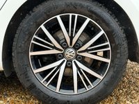 USED 2019 68 VOLKSWAGEN GOLF 1.5 Golf SE Nav TSi Evo 5dr Sat Nav Long MOT
