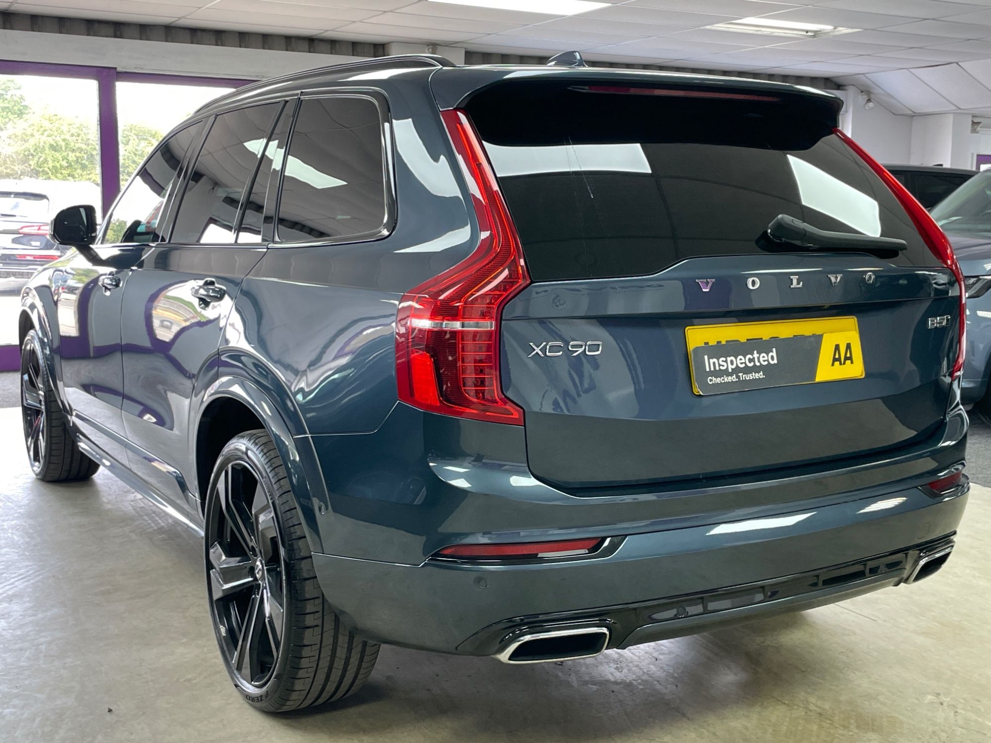 USED 2020 70 VOLVO XC90 2.0 B5 MHEV R-Design Pro SUV 5dr Diesel Hybrid Auto 4WD Euro 6 (s/s) (235 ps) 