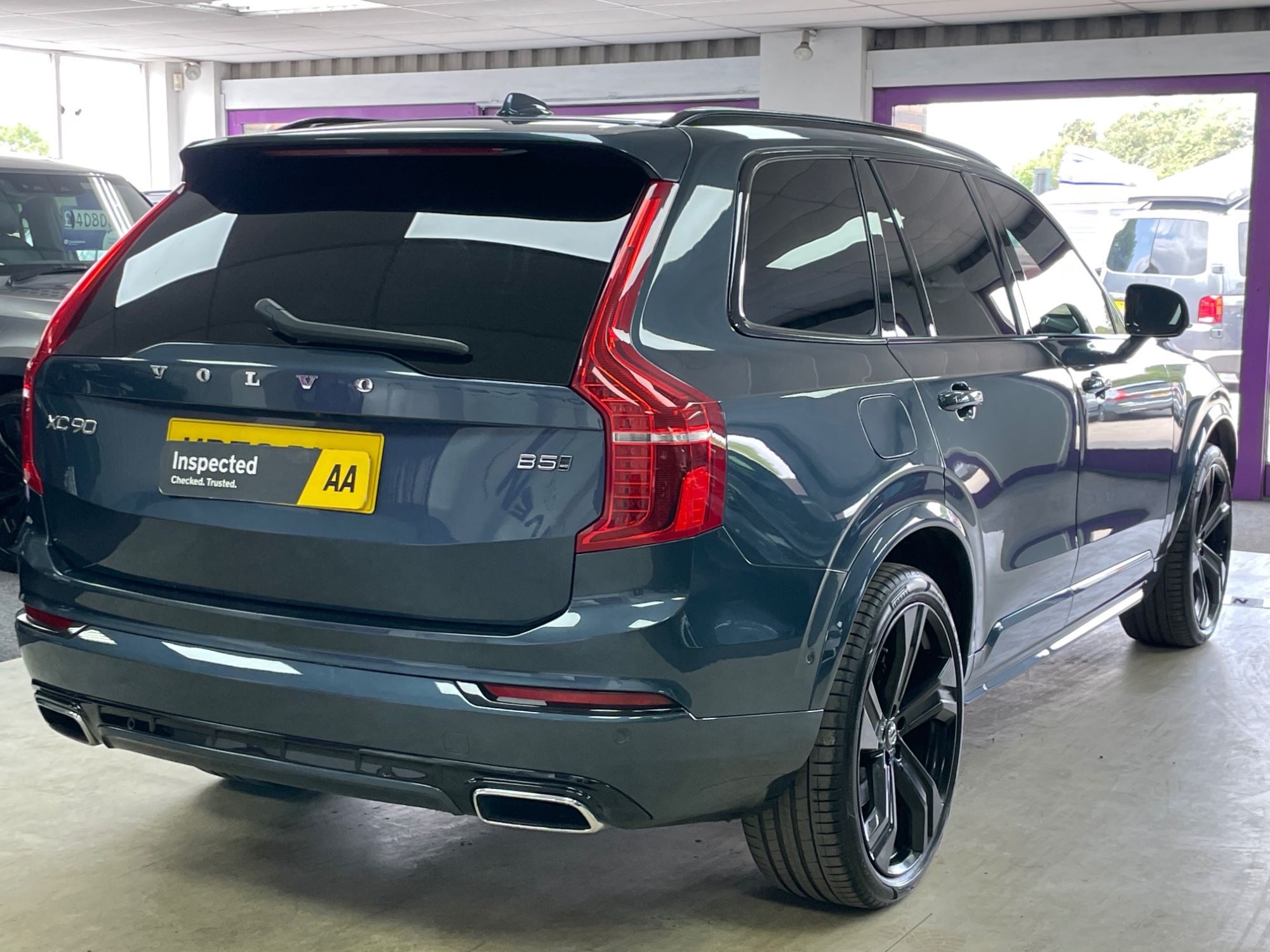 USED 2020 70 VOLVO XC90 2.0 B5 MHEV R-Design Pro SUV 5dr Diesel Hybrid Auto 4WD Euro 6 (s/s) (235 ps) 