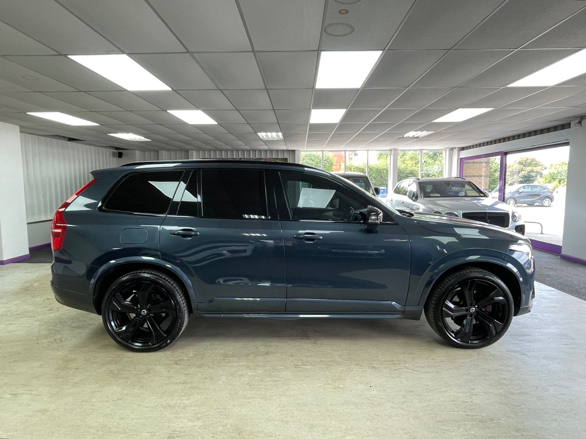 USED 2020 70 VOLVO XC90 2.0 B5 MHEV R-Design Pro SUV 5dr Diesel Hybrid Auto 4WD Euro 6 (s/s) (235 ps) 